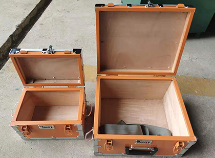 察哈尔右翼中雷管箱